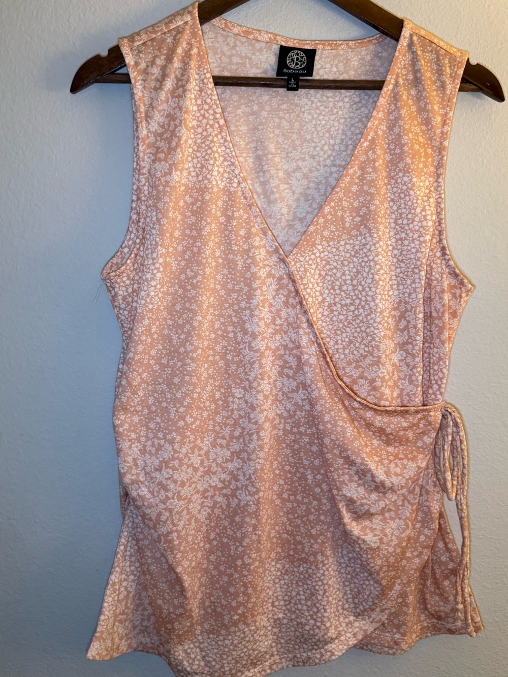 bobeau Peach and White Floral Wrap Tank